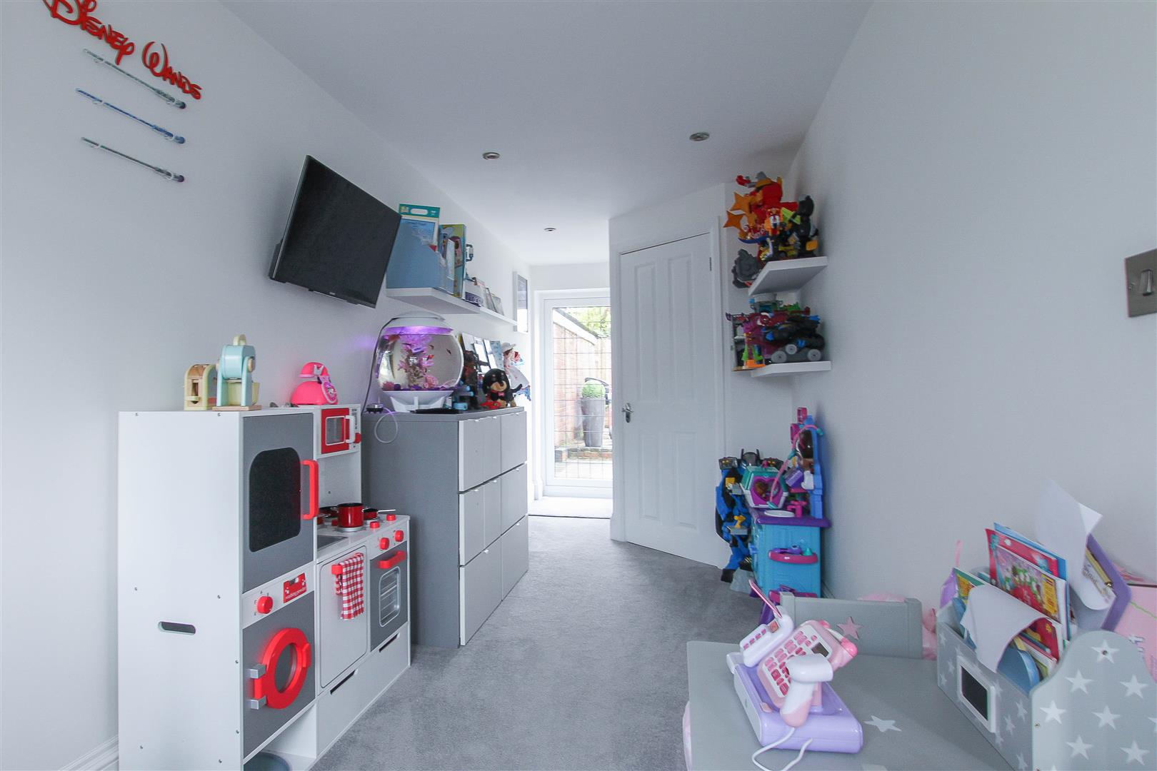 Barn Mead, Doddinghurst, Brentwood Keith Ashton